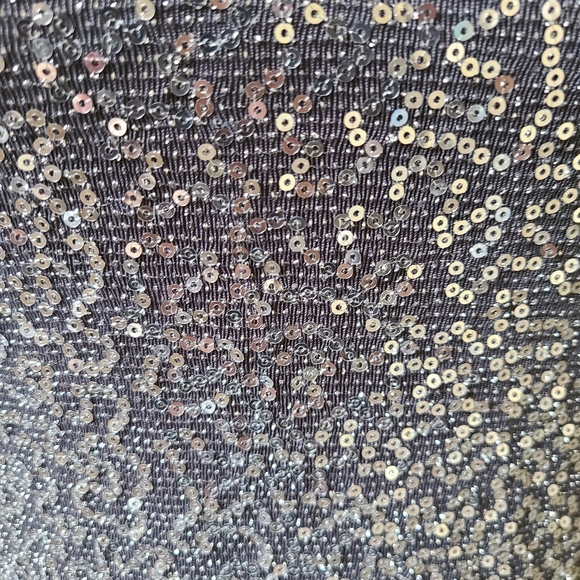 Silver sequin tank top - Picture 3 of 4